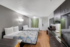 Studio 6-Bryan, TX - University Area